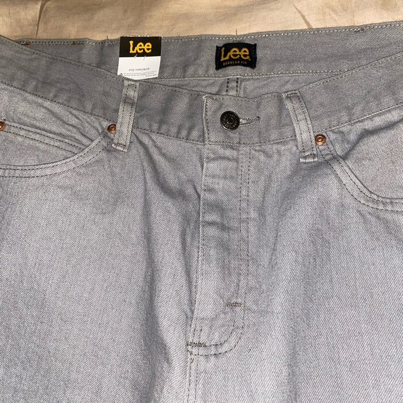 Lee gray jeans. Regular fit. Size 36x29 - Picture 2 of 9